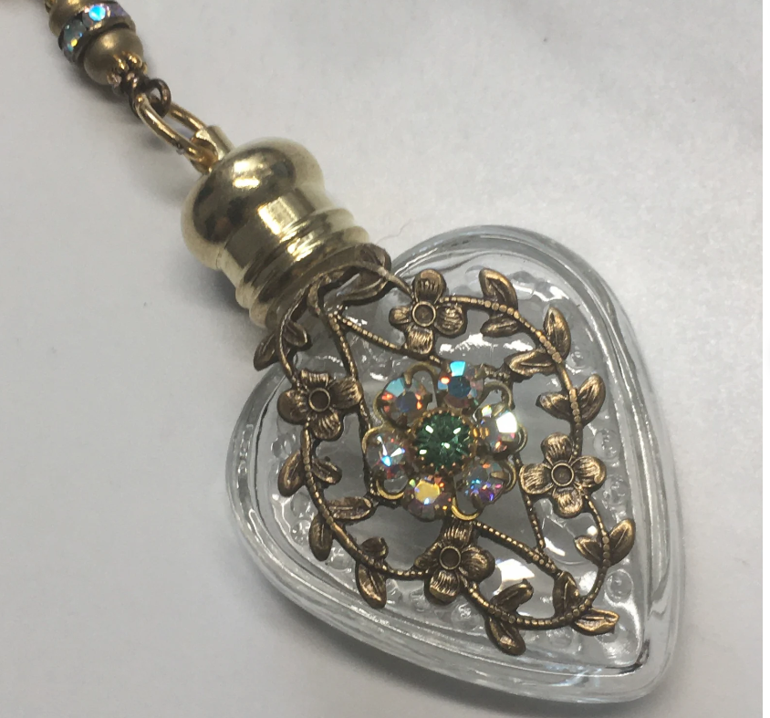 Heart glass pendant